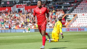 Bournemouth y Sinisterra esperan una buena campaña en la 24/25