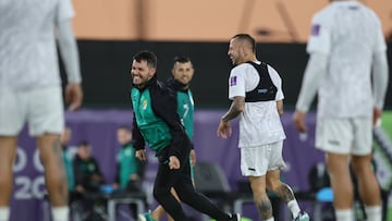 Jeddah (Saudi Arabia), 14/12/2023.- Nicolas Larcamon (2-L) of Club Leon reacts as he attends a training session of the team in Jeddah, Saudi Arabia, 14 December 2023. Club Leon will play Urawa Reds in a FIFA Club World Cup 2nd round match on 15 December 2023. (Mundial de Fútbol, Arabia Saudita) EFE/EPA/ALI HAIDER
