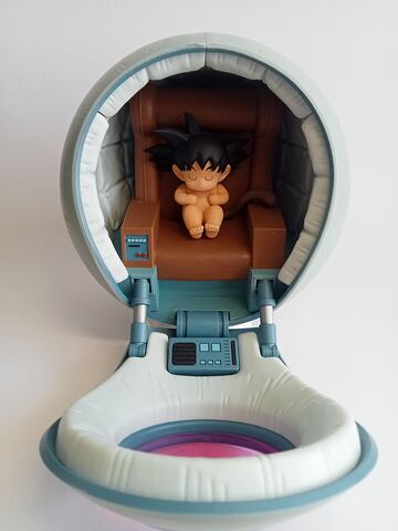 Goku beb¨¦ en c¨¢psula Saiyan por Banpresto