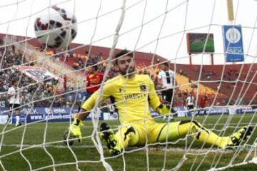 Paulo Garcés no pudo hacer nada para evitar el gol de Milovan Mirosevic.