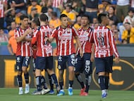 Chivas busca dar un importante paso en su objetivo por asegurar el liderato de Liga MX ante un conjunto del Puebla que parte como la gran víctima esta jornada.
