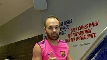Iniesta, en la máquina de recuperación.