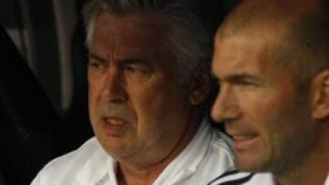 Ancelotti, en el Bernab&eacute;u con Zidane.