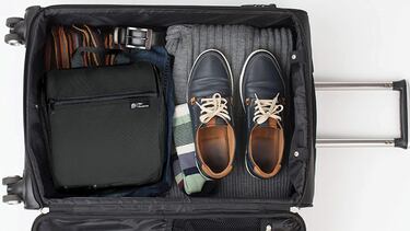 Ni leggins ni jeans: expertos explican la ropa que nunca debe usar en un avión para evitar estos riesgos