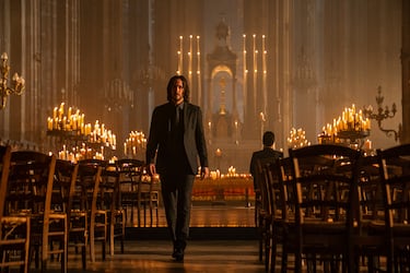 Dentro de la categoría 'héroes modernos', Keanu Reeves es una 'rara avis'. Películas como 'Speed' le sitúan dentro de esta clasificación por derecho propio, por no hablar de la revolucionaria 'Matrix', aunque ha sido la saga de 'John Wick' la que le ha catapultado al olimpo de los héroes de acción. Recordad: no le robéis el coche ni maltratéis a su perro.
