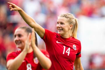 Hegerberg, con ganas de seguir haciendo historia con Noruega