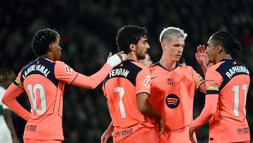 La otra toma de la impresionante jugada del Barcelona para gol de Ferran Torres