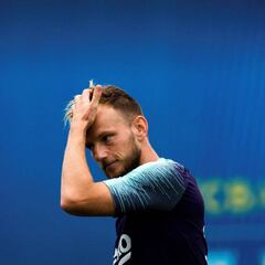 Rakitic, fin del extraño culebrón