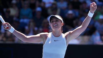 Paula Badosa, contra Marta Kostyuk en el Open de Australia.
