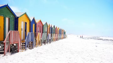 Turistas británicos, en alerta por las multas de hasta 3.000 euros en las playas españolas: algunas son vistas como “errores”