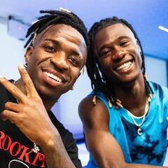 El vacile de Vinicius a Camavinga por su outfit: “¿Vas de portero?”