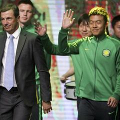 José González, un ‘tacticómano’ al rescate del Málaga y de Al Thani