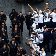 Francia vence en el Mundial con el modelo que privilegia el VAR