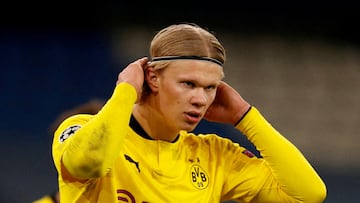 FILE PHOTO: Soccer Football - Borussia Dortmund's Erling Haaland during the Champions League quarter-final first leg against Manchester City at the Etihad Stadium, Manchester, Britain - April 6, 2021 REUTERS/Phil Noble/File Photo