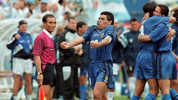 (FILES) Photo taken on June 21, 1994 of Argentina's World Cup soccer team Captain Diego Maradona (C) yelling out as he and his teammates celebrate after Argentina scored a goal in their World Cup match against Greece at Foxboro Stadium near Boston. 
