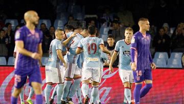 GRAF599. VIGO, 24/11/2017.- Los jugadores del Celta de Vigo celebran el gol de su compañeros Iago Aspas ante el Leganés, durante el partido de la decimotercera jornada de Liga que disputan en el estadio Balaidos de Vigo. EFE / Salvador Sas