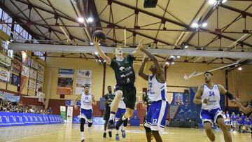 UNICAJA-ZENIT
 TORNEO COSTA DEL SOL
 BANDEJA DE ALBERTO DIAZ