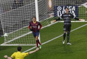 4-1. Alexis anota el cuarto tanto.