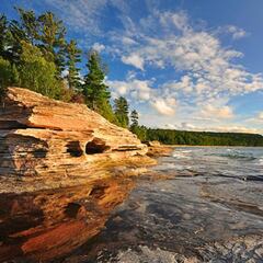 Trump’s cutbacks to Great Lakes laboratory cause havoc: “This has massive impacts on coastal communities”
