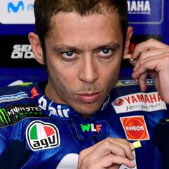 Rossi admite que la pelea por el Mundial está “muy difícil”