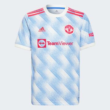 United go back to the 90s with this season's away effort and the shirt evokes images of the likes of Bryan Robson and Andrei Kanchelskis in this smart light blue effort.