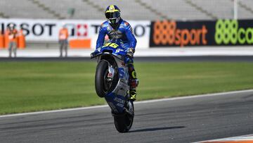 Caballito de Mir con la Suzuki.