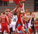 El Unicaja se desangra ante un Olympiacos muy irregular