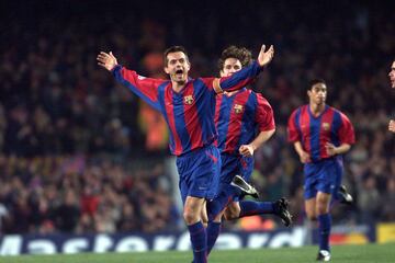 FC Barcelona: 1998-2004
PSV: 1995-98 y 2004-2007