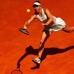 Halep es líder antes de Roland Garros con Wozniacki al acecho