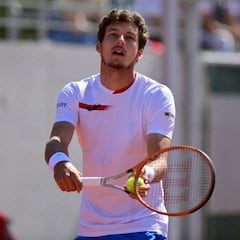 Carreño arranca a toda máquina y Bautista elimina a Vilella