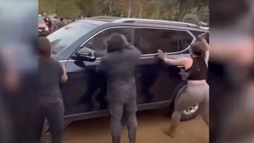 Destrozan un carro de la comitiva del Presidente de España