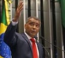 Romário: “Han desintegrado a Brasil en todas las categorías”