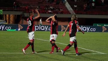 Cúcuta y Garabello ganan duelo ante Santa Fe y Camps