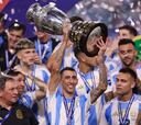 Argentina ocupa a Chile para homenajear a Di María: Presidente de la Conmebol se suma al festejo