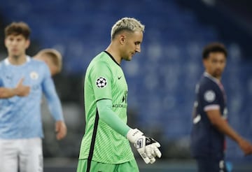 Soccer Football - Champions League - Semi Final First Leg - Paris St Germain v Manchester City - Parc des Princes, Paris, France - April 28, 2021 Paris St Germain's Keylor Navas looks dejected after the match REUTERS/Benoit Tessier