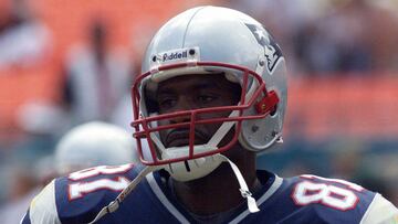 Charles Johnson acumul車 4,606 yardas y 24 TDs luego de 247 recepciones luego de jugar nueve a?os en la NFL para para los Steelers, Eagles, Patriots y Bills.