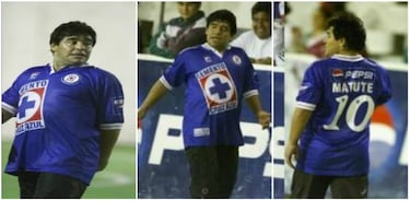 El Diego asistió a la despedida de Carlos Hermosillo y no dudó en vestir la camiseta de Cruz Azul.