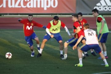 The Spanish national team trained at the Las Rozas base ahead of Friday's WC 2018 qualifying game against Israel and next week's friendly game against France.