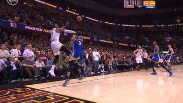 Iguodala, LeBron y la patada en la entrepierna: “Ni la sentí”