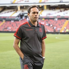 Fran Fernández: "Espero que arreglen la pantalla del VAR en casa"