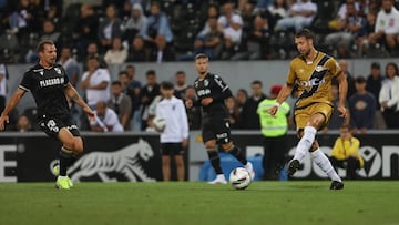 Lejeune frente al Vitória Guimaraes. Fotografía: @RayoVallecano