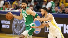 SAN FRANCISCO, CALIFORNIA - JUNE 02: Jayson Tatum #0 of the Boston Celtics dribbles against Stephen Curry #30 of the Golden State Warriors during the third quarter in Game One of the 2022 NBA Finals at Chase Center on June 02, 2022 in San Francisco, California. NOTE TO USER: User expressly acknowledges and agrees that, by downloading and/or using this photograph, User is consenting to the terms and conditions of the Getty Images License Agreement.   Ezra Shaw/Getty Images/AFP
== FOR NEWSPAPERS, INTERNET, TELCOS & TELEVISION USE ONLY ==