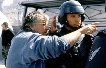 starship troopers paul verhoeven