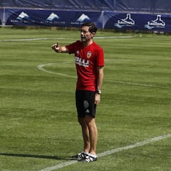 Marcelino decide hoy la lista para la gira del Valencia por Inglaterra