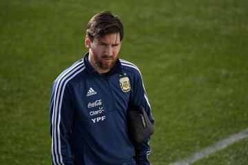 Having sat out Argentina's friendly with Italy through injury this week, Leo Messi was able to train today ahead of Tuesday's clash with Spain in Madrid.