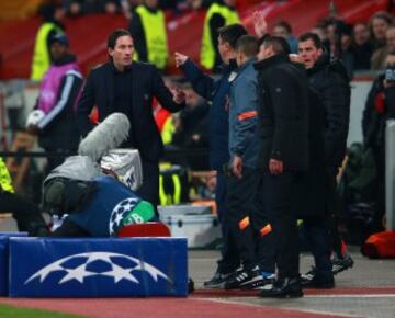 Simeone y Roger Schmidt .