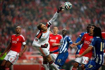 Oblak, en el Benfica-Oporto de la 13-14.