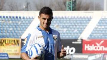 Asdrúbal, en su presentación como nuevo jugador del C.D. Leganés.