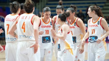 BELGRADE, SERBIA - FEBRUARY 08: Players of Spain reacting after losing the game against Spain during the FIBA Women&#039;s Olympic Qualifying Tournament 2020 Group B match between Spain and China at Aleksandar Nikolic Hall on February 8, 2020 in Belgrade, Serbia. (Photo by Srdjan Stevanovic/Getty Images)