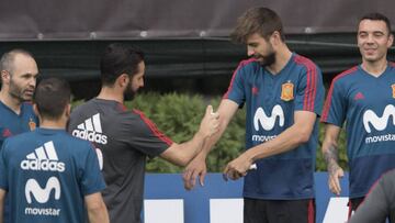 Sergio roc&iacute;a de repelente antimosquitos a Piqu&eacute;.